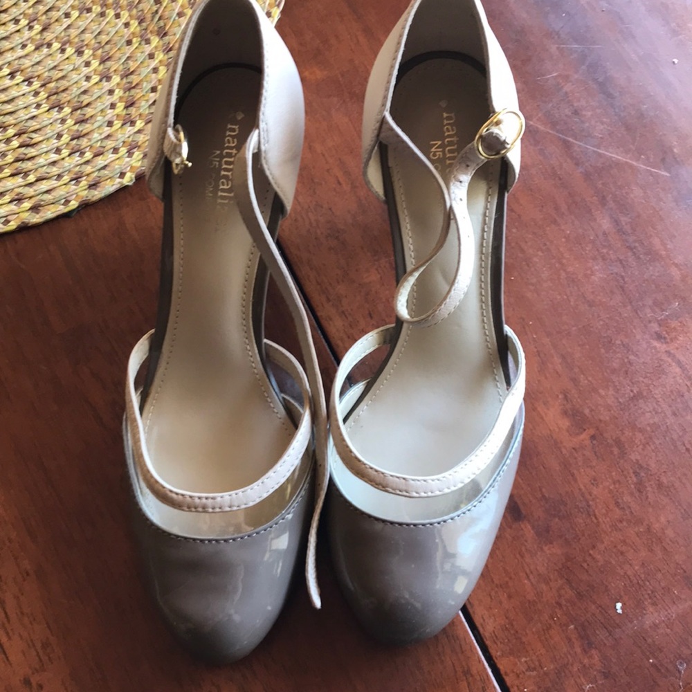 Naturalized shoes